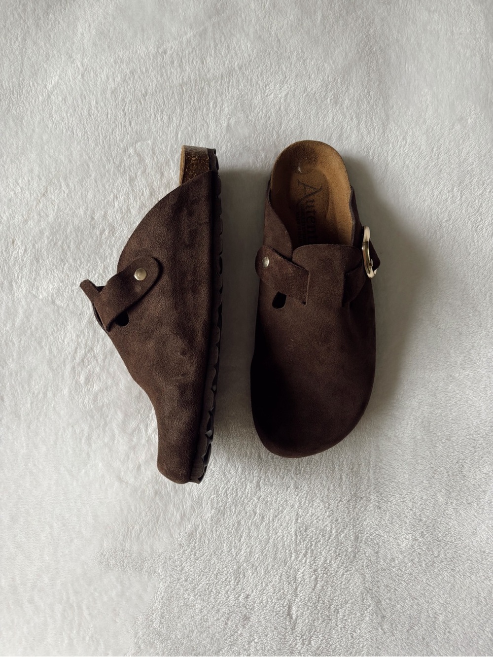 clogs - Picture 2 of 5
